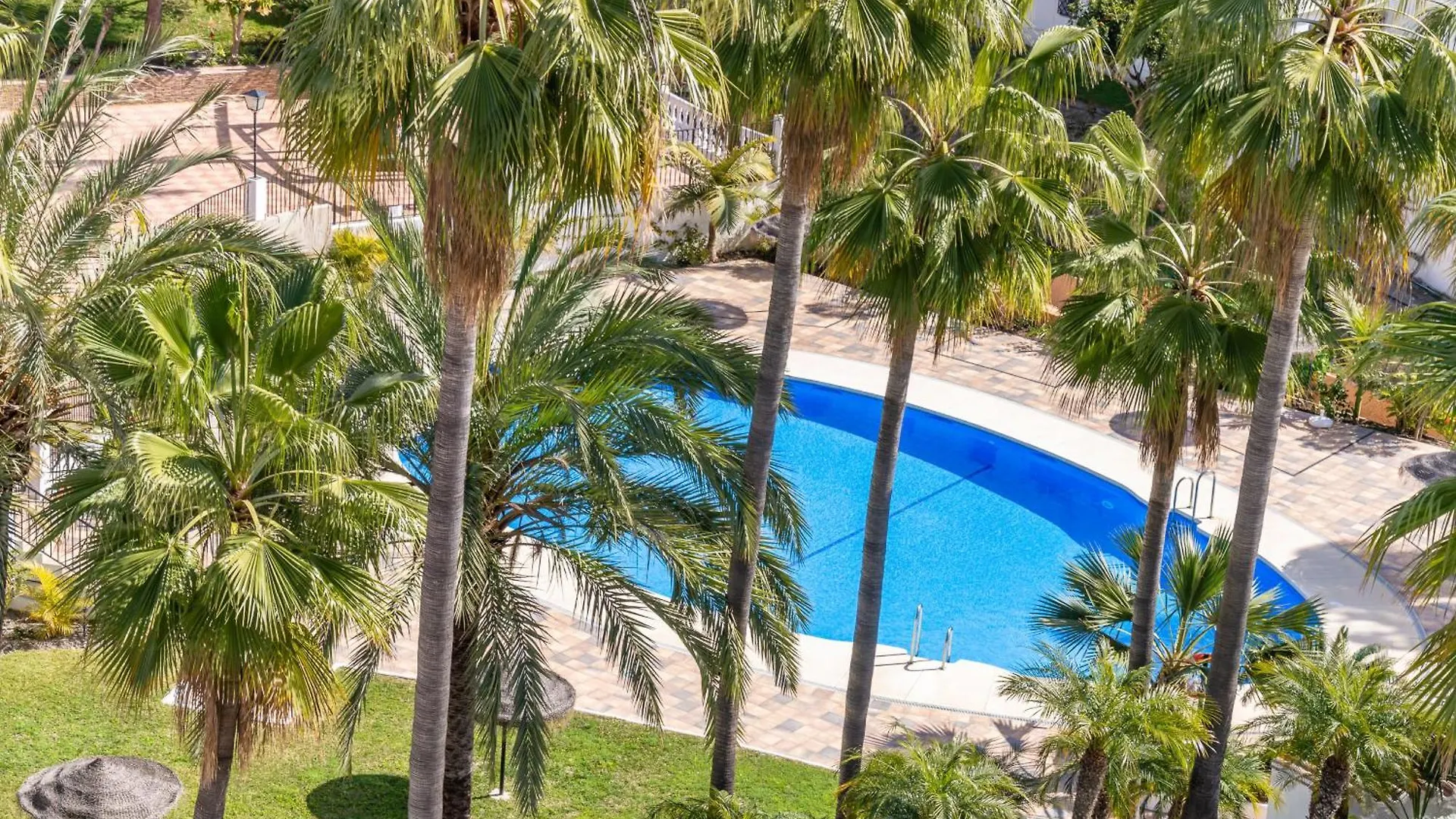 Casablanca 46 Oasis Properties contacts